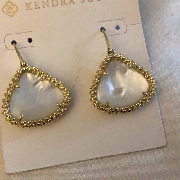 Kendra Scott Framed Kendall Drop Earrings With Ivory Mother Of Pearl NWT - Picture 6 of 12